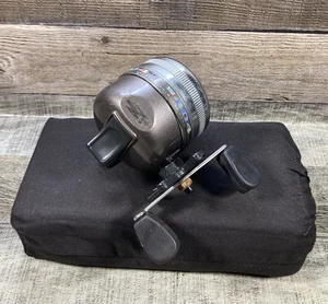 Carrete de pesca Spincast Zebco 404 SE de colección ultra suave arrastre ancho limpio engrasado - Imagen 1 de 9