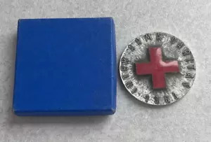 1963-fechado Ginebra Suiza Centenario de la Cruz Roja Medalla L2 - Imagen 1 de 3