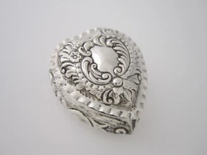 Antique Victorian Sterling Silver Heart Box - 1898 by Saunders & Shepherd - Picture 1 of 6
