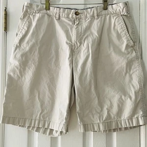 Tommy Hilfiger Mens Size 38 Flat Front Khaki Cotton Chino Preppy Shorts Logo - Picture 1 of 6
