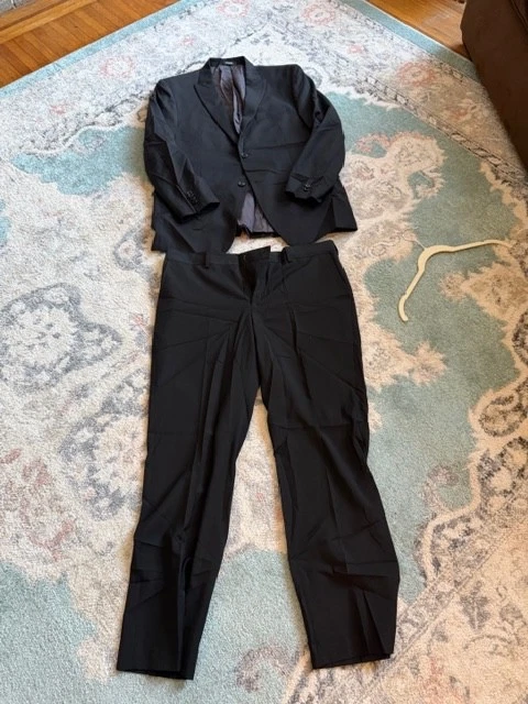 Apt 9 Modern Fit 西装 - 纯黑色 - 44R 夹克带 36X30 裤子 — 第 1/4 张图片