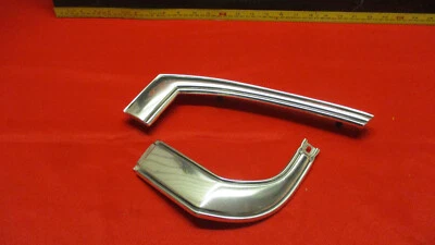 1969 CHEVROLET KINGSWOOD PARA-LAMA DIANTEIRO ACABAMENTO MOLDURA LADO DIREITO NOS - Imagem 1 de 4