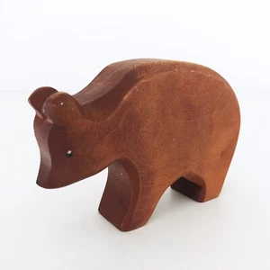 Ostheimer Bär Braunbär Groß 13cm mit Brandstempel Holz Figur Holzfigur - Bild 1 von 4