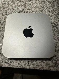M2 Mac Mini 8gb Ram / 256gb storage. - Picture 1 of 2