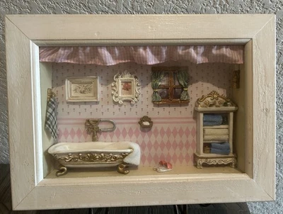 Mini caja de sombra victoriana 3D para casa de muñecas habitación en polvo baño marco de madera rosa verde azulado Foto 1 de 4