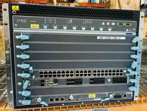 JUNIPER NETWORKS EX9208 - Photo 1/5