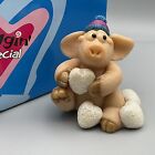  A Gorgeous Piggin Special Figurine Piggin Snow Hearts Boxed