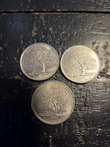 1999 D Connecticut Quarters Off Center - Picture 1 of 2