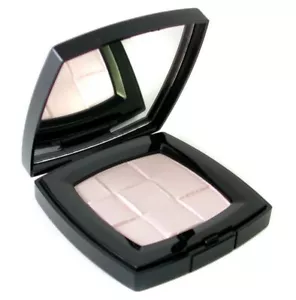 New! CHANEL Ruban Perle MOONLIGHT Highlighter Powder DISCONTINUED - Picture 1 of 5
