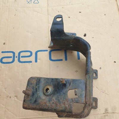 Peugeot 208 2015 MK1 1.6 HDi ABS pump bracket 980008798003 - Image 1 of 3