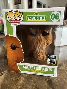 Funko Pop FLOCKED Snuffleupagus #06,2015 Summer Con. Exclusive, Unopened 🔥 - Picture 1 of 8
