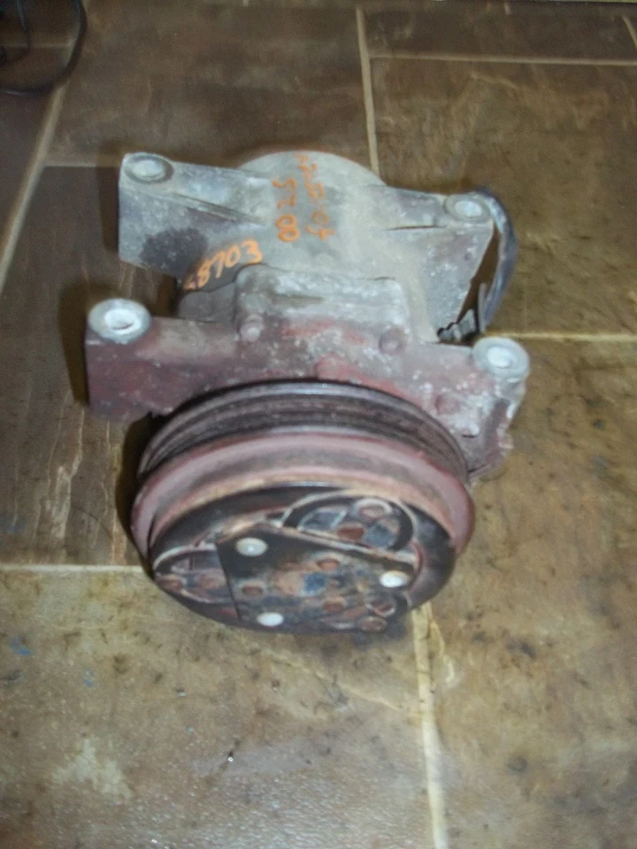 1998 1999 2000 SUBARU FORESTER 1997 1998 1999 2000 2001 LEGACY AC COMPRESSOR - Image 1 of 4