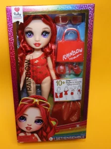 Muñeca MGA Rainbow High Ruby Anderson - Imagen 1 de 2