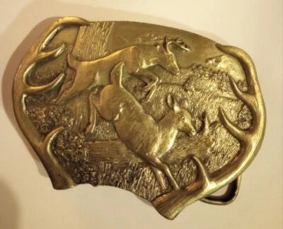 Винтажная латунная пряжка ремня рама из оленьих рогов бергамота с ограничивающей оленьей сценой - Изображение 1 из 3