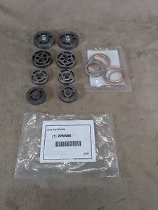 Z5157 CHAMPION R30D Valve Set 22NN88 - Picture 1 of 11