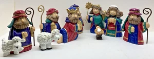9 Piece Nativity Set - Picture 1 of 13