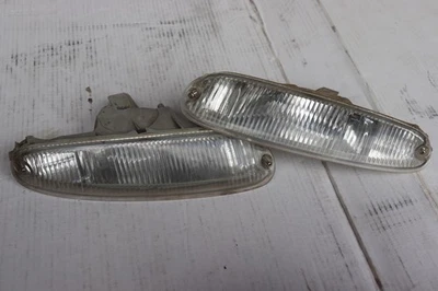 Mazda Miata 1990-1997 OEM carcasa de señal de giro del lado del conductor y del pasajero delantero Foto 1 de 4