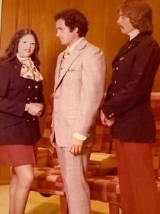 AfD Foto 60er - 70er Jahre Continental Airlines Steward Stewardess Uniformen  - Bild 1 von 3