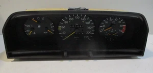 Cuadro de instrumentos velocímetro Mercedes Benz W201 190er motómetro A2015430523 A2015427766 - Imagen 1 de 2