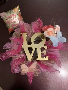 Happy Mothers Day Wreath - Picture 1 of 10