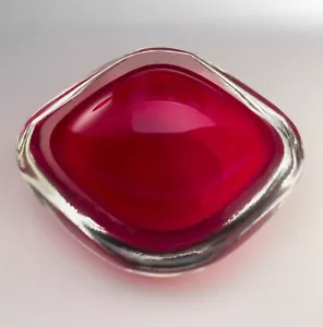 Heavy Glass Italian Sommerso Small Bowl, Red Clear Mid Century Modern Italy - Picture 1 of 8
