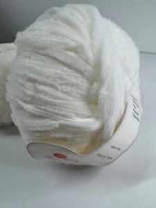 Lot Of 2 Gedifra New Age Yarn, Color: White 2103, Made in Italy, Polyamid NEW - Picture 1 of 7