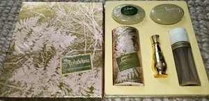 Box Faberge Aphrodisia 5PC Bath Set 1.7oz Cologne 4oz Bath Powder bath perfume - Picture 1 of 10