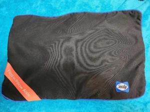 5 retail store pillow cases - 4 Sealy, 1 Broyhill - Picture 1 of 8