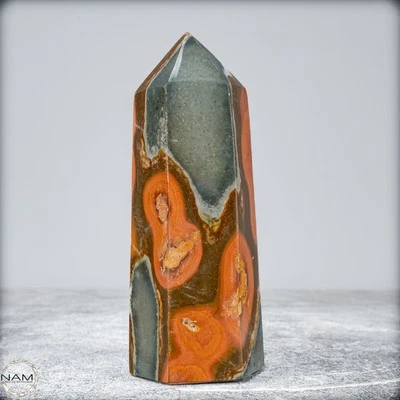 Natürlicher Polychromer Jaspis Obelisk -432,35g - Bild 1 von 4