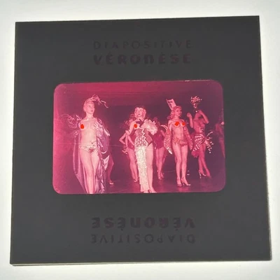 复古 20 世纪 60 年代 35 毫米幻灯片滑稽巴黎歌舞表演脱衣舞女郎 F — 第 1/3 张图片