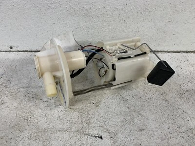 Toyota Corolla & Matrix 2005-2008 tracción delantera bomba de combustible unidad de envío emisor flotador  Foto 1 de 4