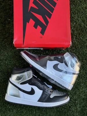 Size 10m/ 12w- Jordan 1 High OG Metallic Silver - Image 1 of 4