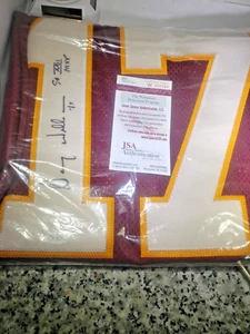 Von Redskins Doug Williams signiertes weinrotes Trikot "SB XXII MVP" JSA #W108349 - Bild 1 von 9