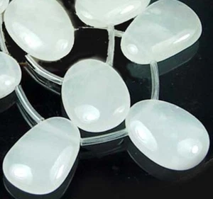 8 cuentas de gota trapezoidal de jade blanco natural 25x18 mm - Imagen 1 de 2