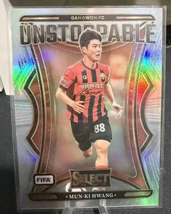 Panini Select FIFA 2024-25 - Imparable Mun-Ki Hwang #20 Silver Prizm - Imagen 1 de 2