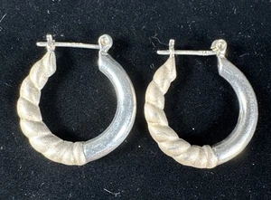 ✨Vintage 925 Sterling Silber Creolen 2 Ton Ohrringe gebürstet/poliert verarbeitet✨ - Bild 1 von 9