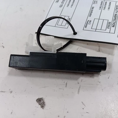 Módulo de antena de entrada sin llave Infiniti Q50 {KD45676NXA} 2014 2015 2016 2017 2018 Foto 1 de 4
