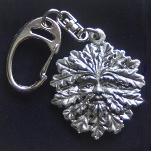 Schlüsselanhänger & Geschenkbeutel grüner Mann Zinn, massiv 3D Silber Metall heidnisch Wicca - Bild 1 von 3