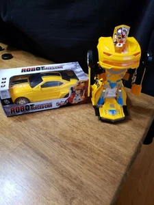 Robot transformer car - Picture 1 of 3