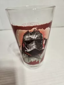 Neu Star Wars Captain Phasma 16oz. Pint Glas Die letzten Jedi Disney Sammlerstück - Bild 1 von 4