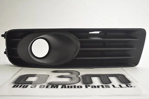 2006-2009 Mercury Milan RH Passenger Side Fog Light Bezel new OEM 6N7Z-17E810-BA - Picture 1 of 5