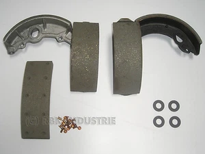 Mercedes 180 190 220 Bremsbacken 65mm breit Aufarbeitung Tausch - Bild 1 von 1