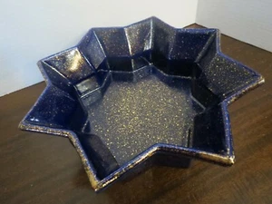 Partylite Ciotola Blu Navy con Splatter Oro Stella Radiante Ciotola/Piatto - Foto 1 di 4