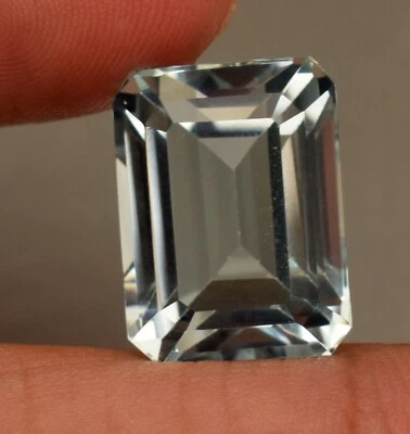 Natural Aquamarine Gemstone Top Faceted Octagon Cut 18.35 Ct Loose Gemstone - Image 1 of 4