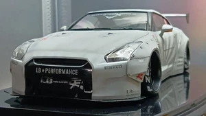Aoshima 1/24 Liberty Walk R35 GT-R Built & Painted 96856et - Picture 1 of 20