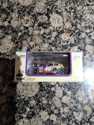 Team Caliber Owners Coors John Wayne Sterling Marlin 1/7560 1:64 NASCAR Foto 1 de 4