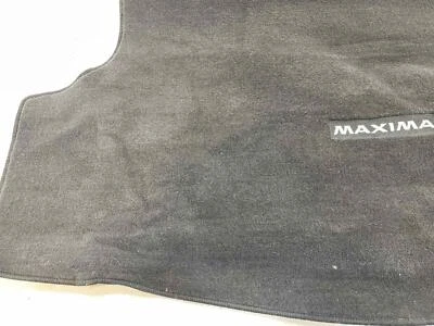 Alfombra de piso negra para maletero de carga trasera Nissan MAXIMA 2016-2023 FABRICANTE DE EQUIPOS ORIGINALES Foto 1 de 4