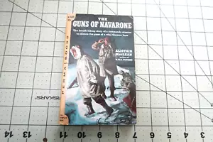THE GUNS OF NAVARONE BY ALISTAIR MacLEAN 1958 PERMA BKS VINTAGE WW2 HISTORY PB - Picture 1 of 3