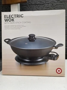 Electric Wok With Non Stick Coating - Picture 1 of 2