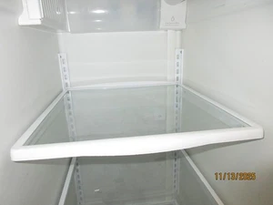 Frigidaire Kühlschrank Modell FGUS2676LPO Glasablage 24B. - Bild 1 von 7